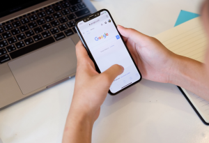 Google Search - Google Feature Image - Above The Bar - Google Feature Image - Above The Bar